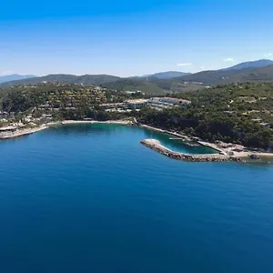5* Station touristique Pine Bay
